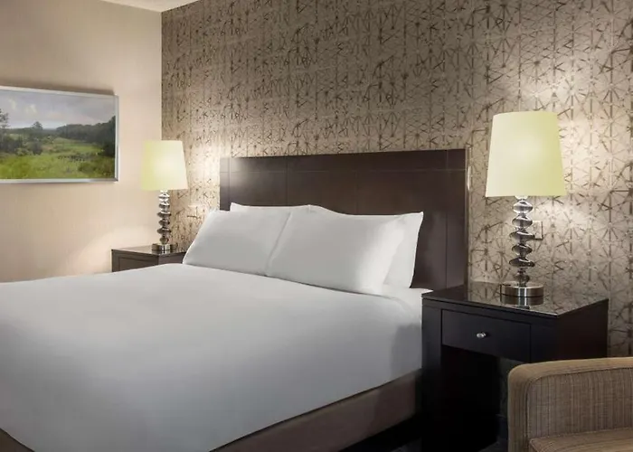 Doubletree By Hilton Chicago - Elk Grove
