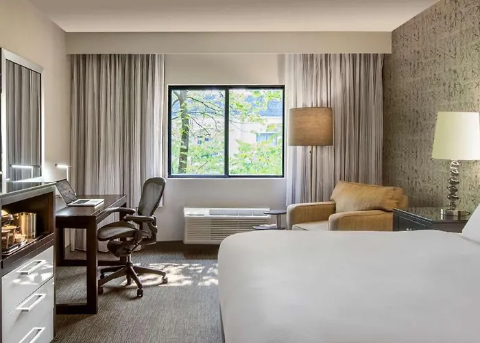 Hotel Doubletree By Hilton Chicago - Elk Grove 4*