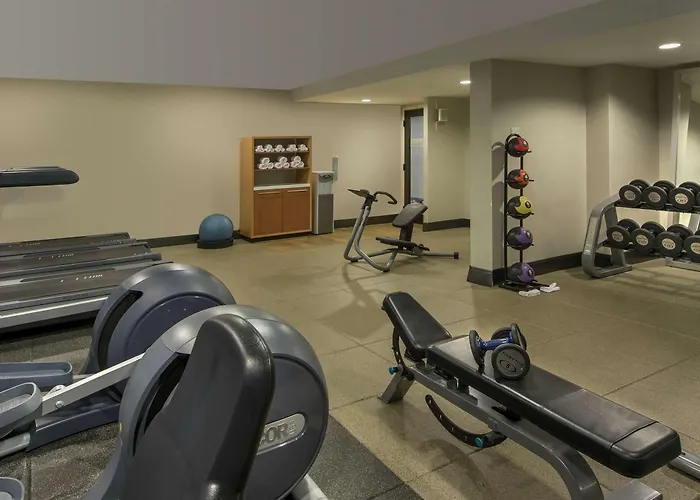 Doubletree By Hilton Chicago - Elk Grove Hotel 4*
