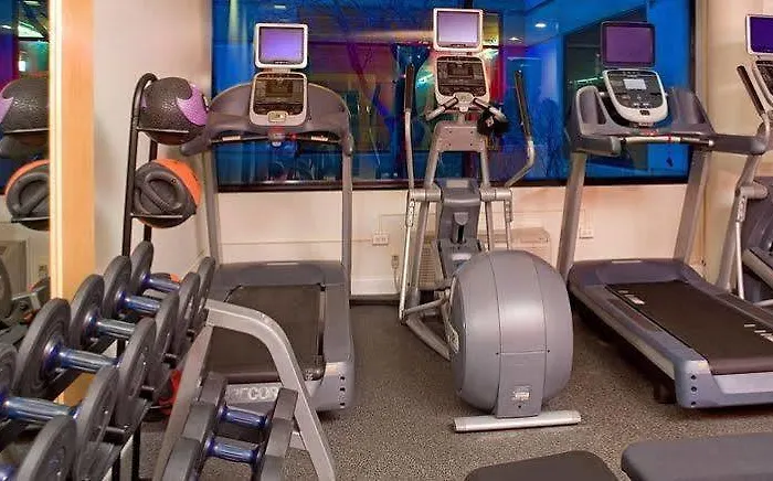 Doubletree By Hilton Chicago - Elk Grove 4*
