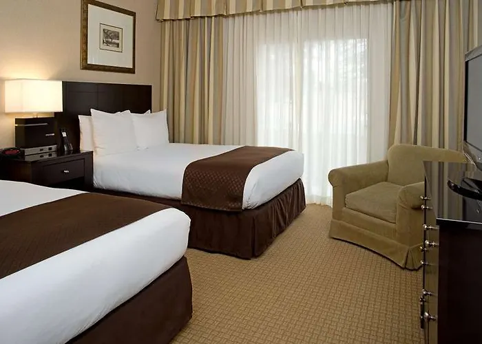 Doubletree By Hilton Chicago - Elk Grove 4*